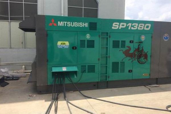 大观为什么有些柴油发电机组的输出电压可以调节？